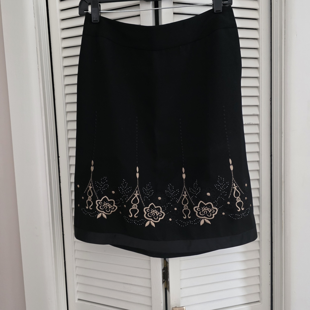 Elegant Black Embroidered Skirt